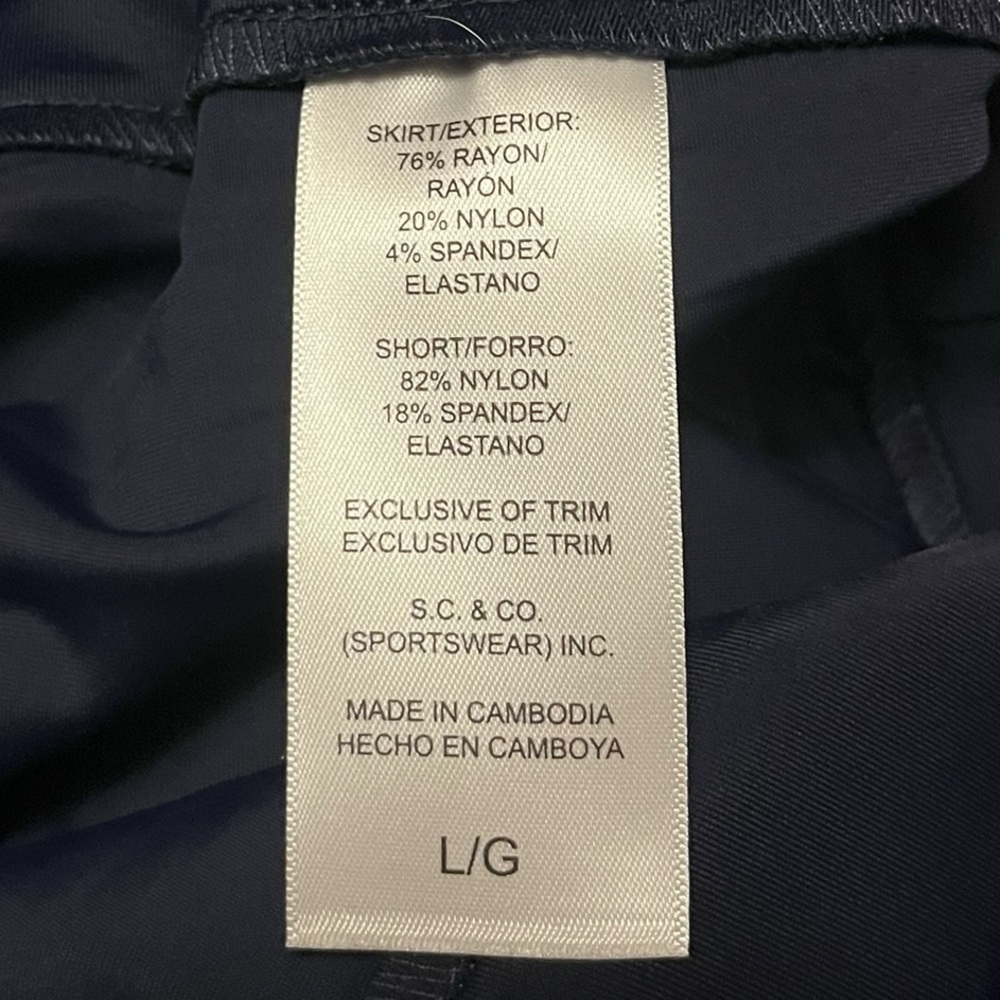 S.C. & Co. Floral Blue and White Women's Skort. NWOT - Picture 5 of 5